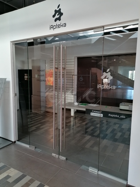 Маятниковые двери