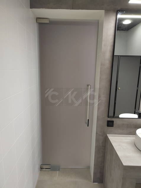 Маятниковые двери