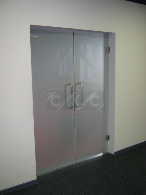 Маятниковые двери