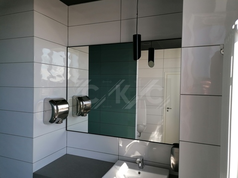 Зеркала в алюминиевой раме