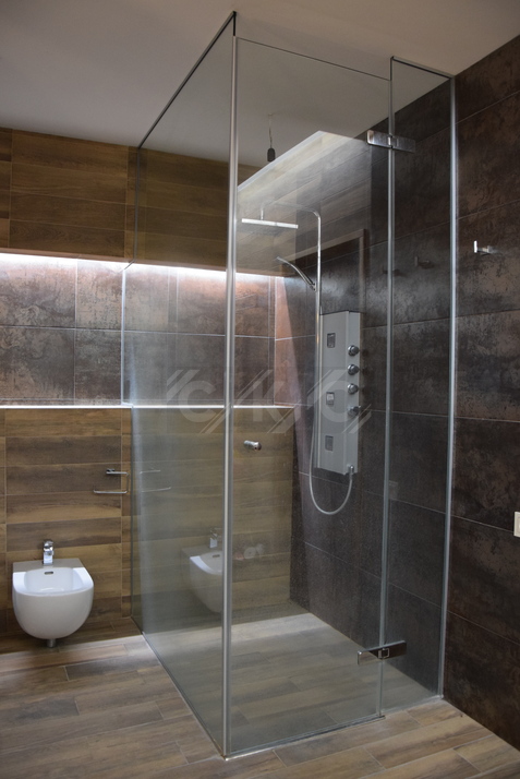 Душевые кабины